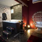 Prive Et Piscine Chauffee A 8 Km De Toulouse بيت للعطل *
