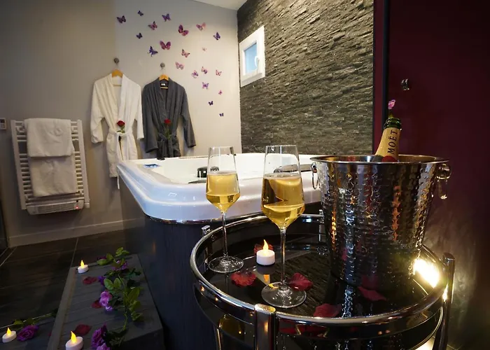 Σπίτι διακοπών Prive Et Piscine Chauffee A 8 Km De Toulouse Montrabe