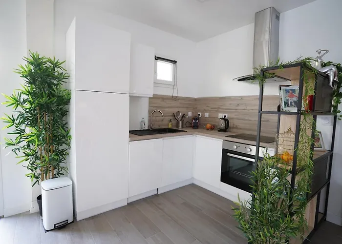 Prive Et Piscine Chauffee A 8 Km De Toulouse Montrabe