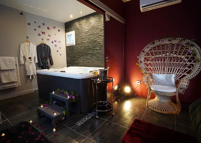 Prive Et Piscine Chauffee A 8 Km De Toulouse 別荘 *