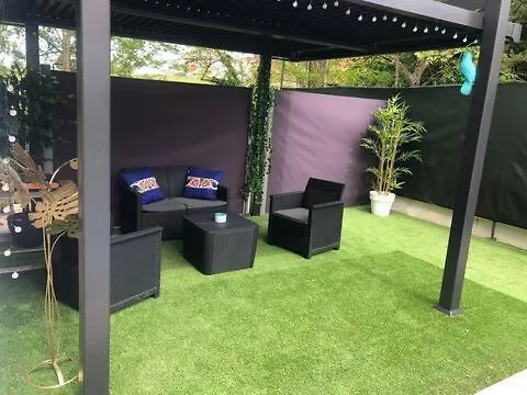 Prive Et Piscine Chauffee A 8 Km De Toulouse 別荘 *